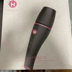 Makeup Brush Cleaner